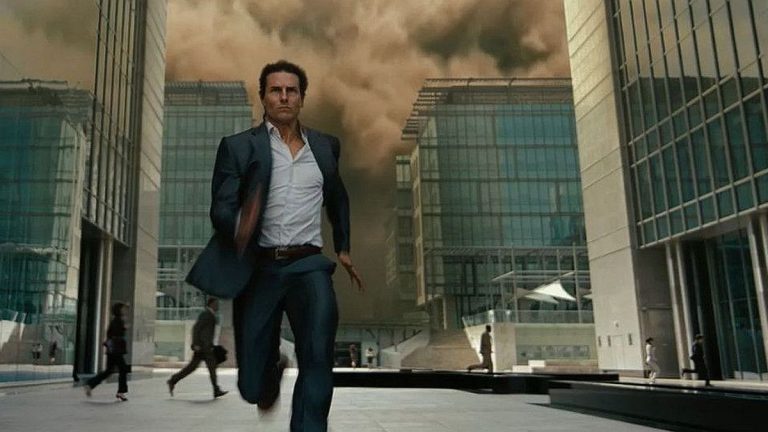 Tom Cruise running