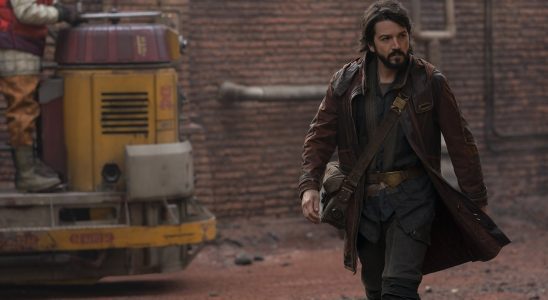 Diego Luna et Tony Gilroy discutent de l'importance de terminer l'histoire d'Andor