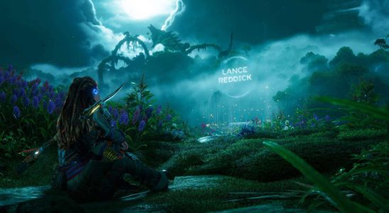 Horizon Forbidden West Devs rend hommage à Lance Reddick avec un hommage en jeu