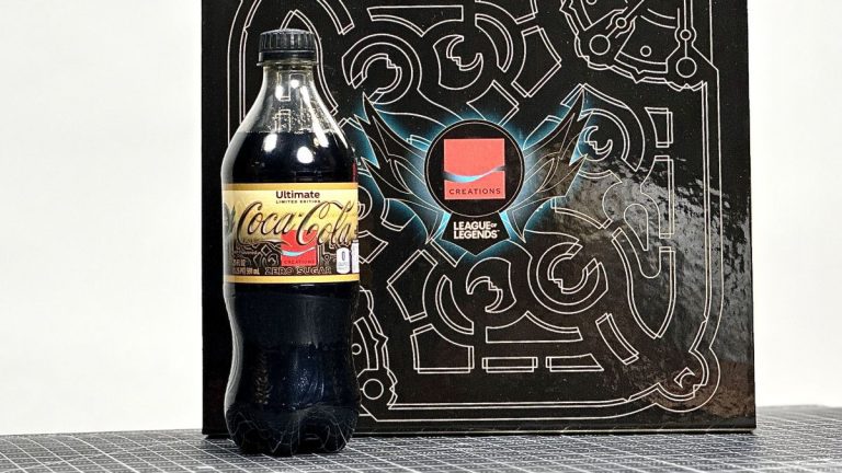 J’ai essayé la saveur Coca-Cola Ultimate League of Legends – voici à quoi ça ressemble