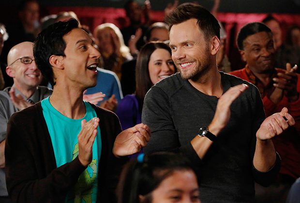 Joel McHale confirme le retard du film « communautaire », devait filmer en juin