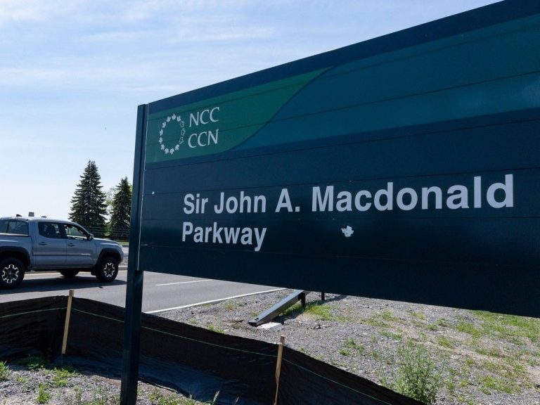 La promenade Sir John A. Macdonald d’Ottawa sera renommée Kichi Zībī Mīkan