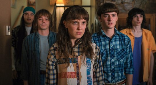 La saison 5 de Stranger Things fait entrer Prey et le réalisateur de 10 Cloverfield Lane, Dan Trachtenberg