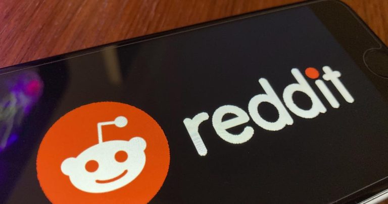 Le PDG de Reddit, Steve Huffman, défend les changements d’API dans AMA