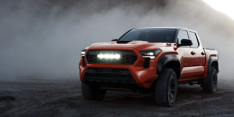 Le Toyota Tacoma TRD Pro 2024 présente une couleur de peinture spéciale Terra