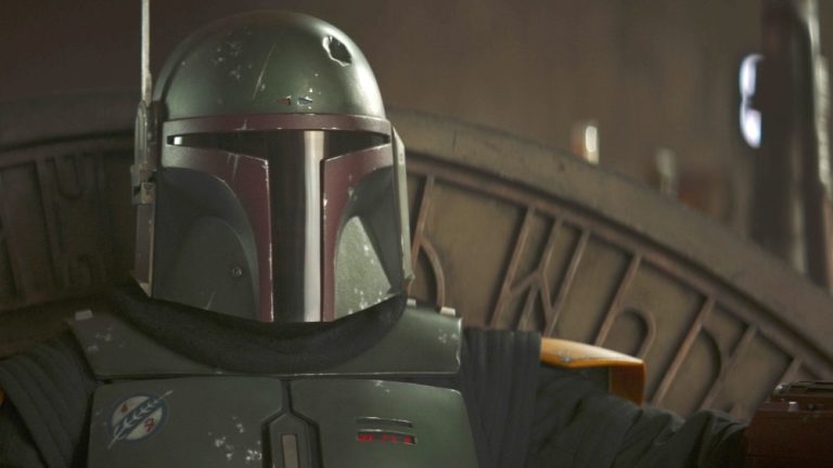 THE BOOK OF BOBA FETT,  Temuera Morrison (as Boba Fett,), (premiered Dec. 29, 2021 ). / ©Disney+/ Courtesy Everett Collection