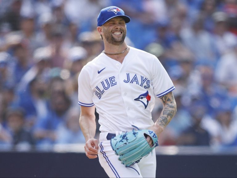 Les Blue Jays mettent Adam Cimber en IL de 15 jours, rappelle Bowden Francis