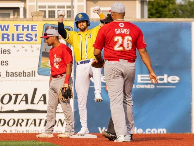 Les Goldeyes gagnent enfin sur la route après avoir battu les Canaries à Sioux Falls