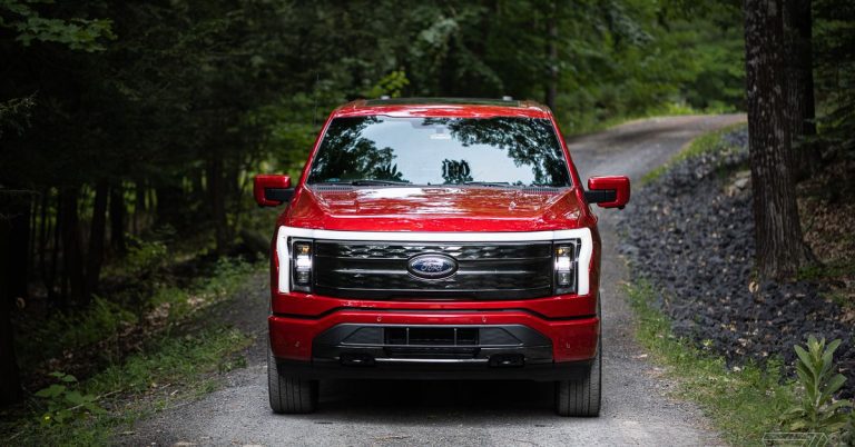 Les hausses de prix du F-150 Lightning de Ford coûtent cher aux clients