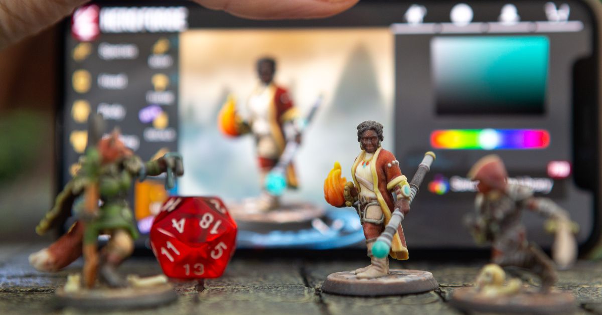 Les miniatures D&D personnalisées de Hero Forge comprendront bientôt également des traits de visage ajustables
