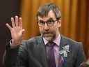 Le ministre de l'Environnement et du Changement climatique Steven Guilbeault lors de la période des questions à la Chambre des communes sur la Colline du Parlement à Ottawa.