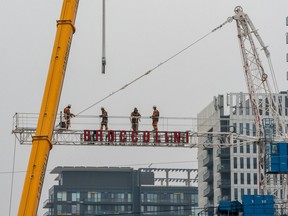 Travailleurs de la construction à Toronto.