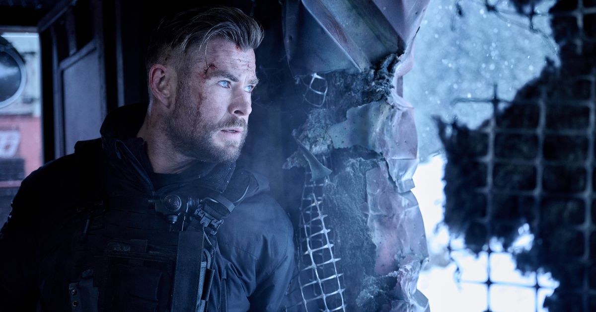 Pourquoi Extraction 2 monte en flèche alors que la plupart des franchises de Chris Hemsworth échouent
