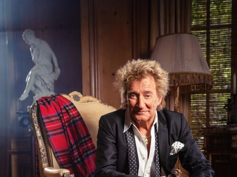 Rod Stewart dévoile la marque de blended Scotch Whisky Wolfie’s