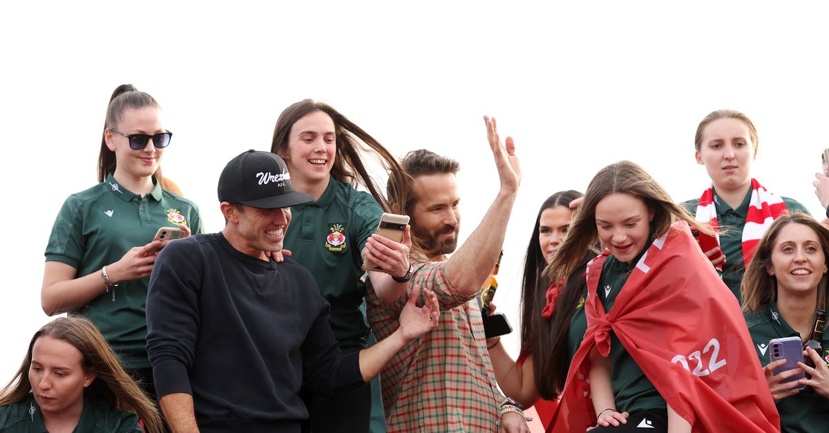 Ryan Reynolds et Rob McElhenney emmènent leur succès sportif en Formule 1 
