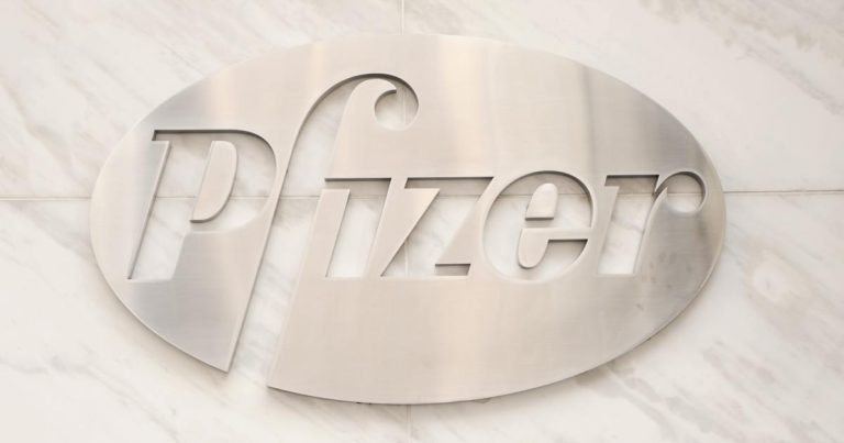 Texas AG assigne à comparaître Pfizer pour publier les enregistrements Meta Ad