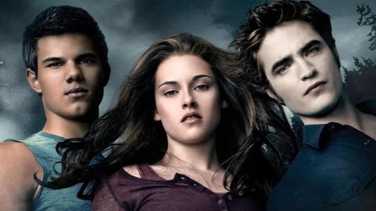 Une star majeure de Twilight est prête à revenir pour l'émission télévisée, alors apportez les vampires scintillants
