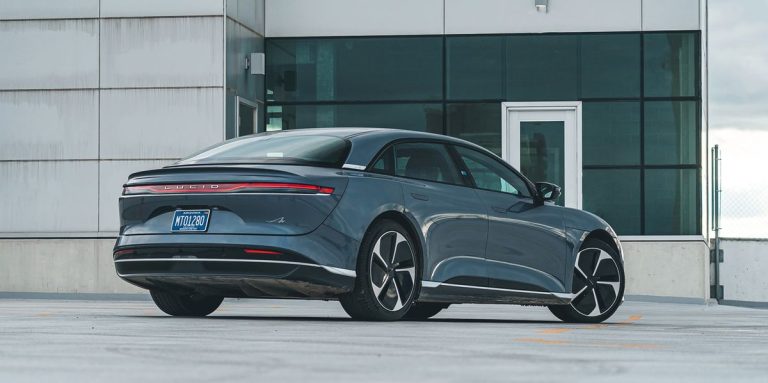 Voir les photos du Lucid Air Pure AWD 2023