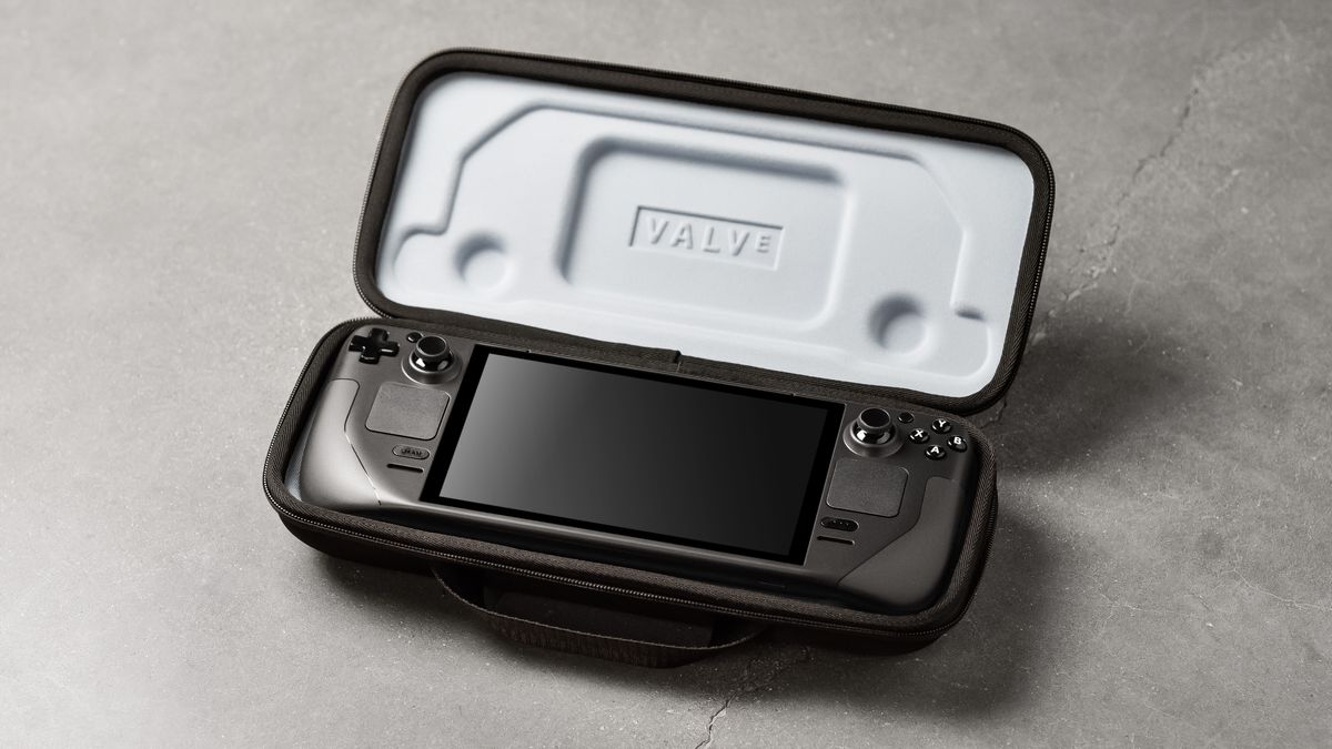 une photo d'un Steam Deck, une nouvelle console portable de Valve, dans un étui