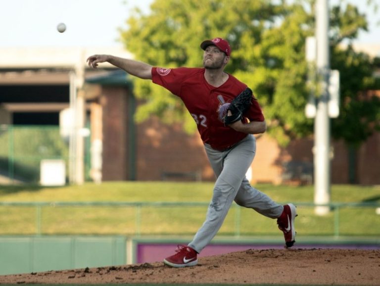 La séquence de cinq victoires consécutives de Goldeyes se termine à Lincoln