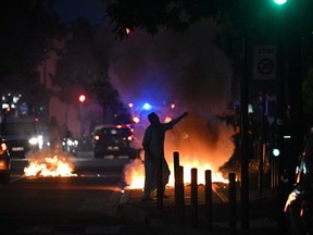 Affrontements en France