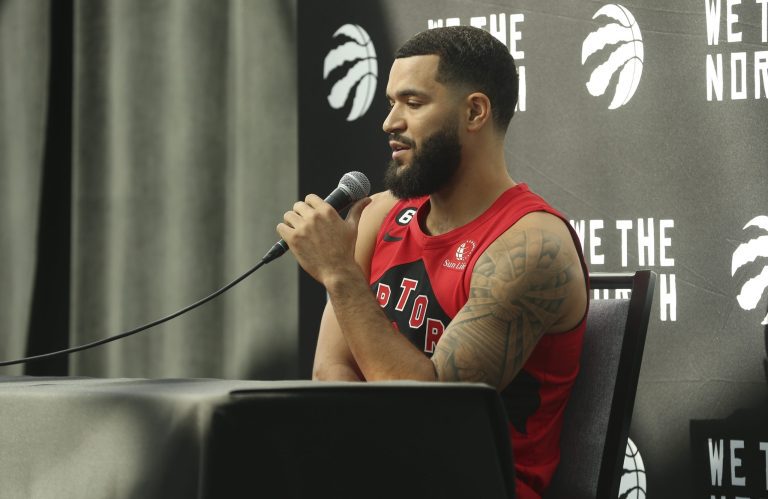 Quelle est la prochaine étape pour les Raptors après le départ de VanVleet pour Houston?