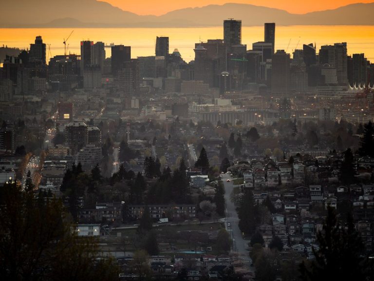 PREMIÈRE LECTURE: Vancouver extrêmement invivable en tête du classement de l’habitabilité