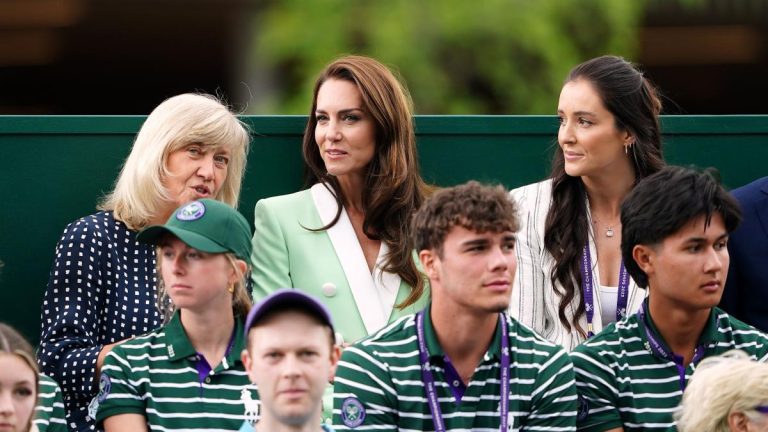 La princesse de Galles accueillie à Wimbledon Center Court sous les applaudissements