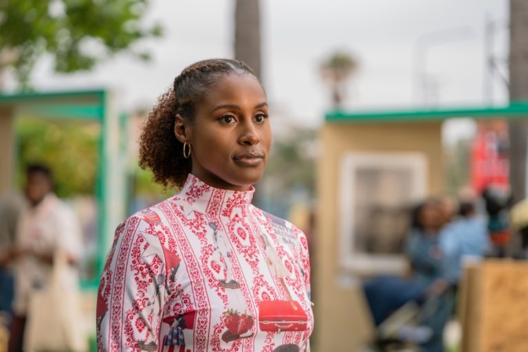 Netflix ajoute « Insecure » alors que d’autres émissions de HBO, dont « Six Feet Under », sont en route