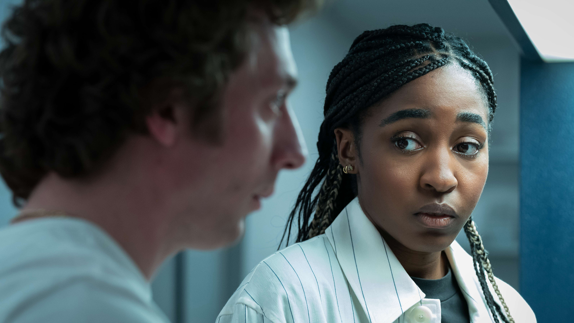 (gd) Jeremy Allen White dans le rôle de Carmen 