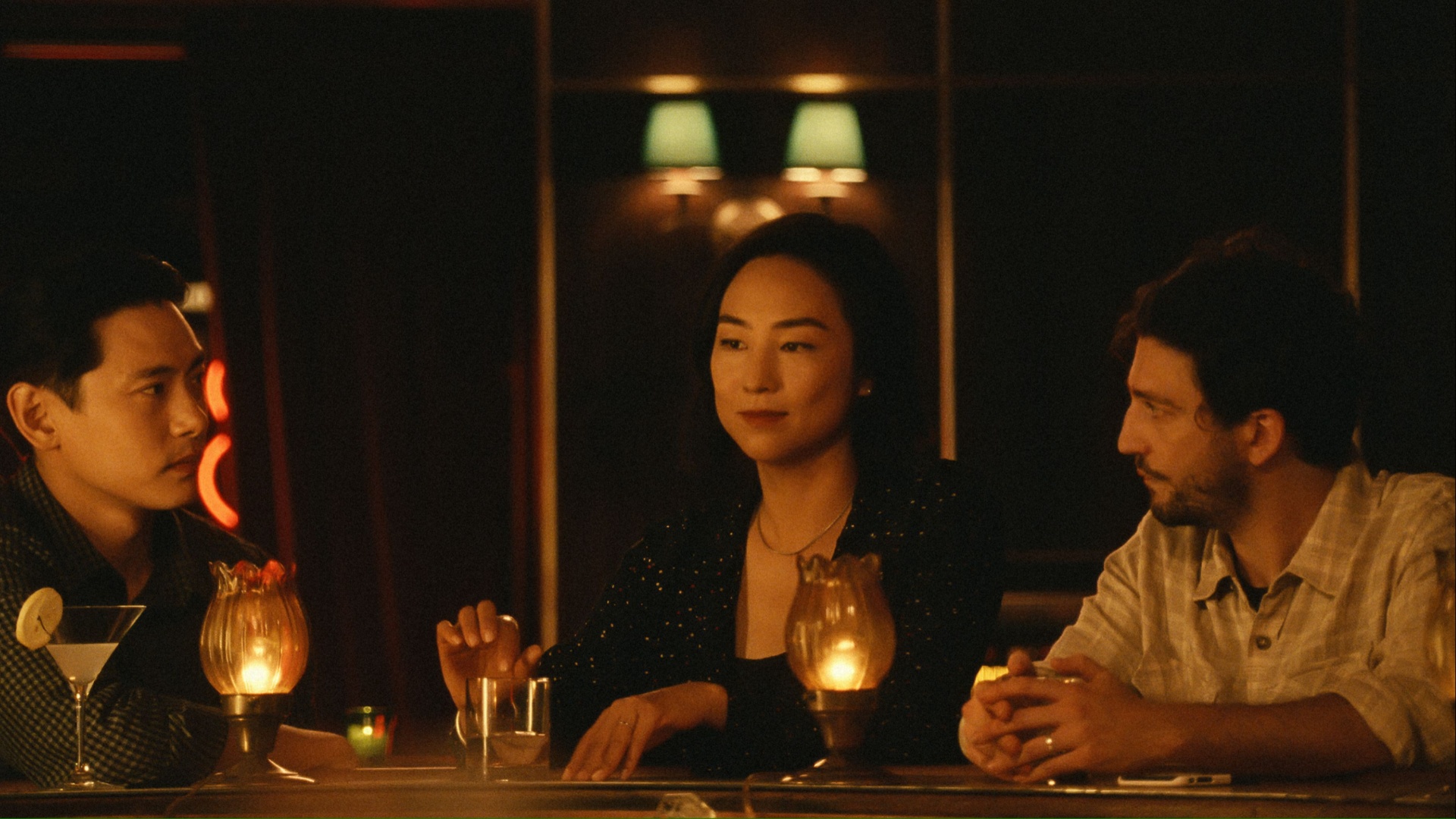 Teo Yoo, Greta Lee et John Magaro dans Vies antérieures