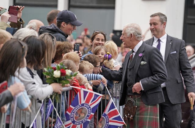 Le roi visite Galashiels