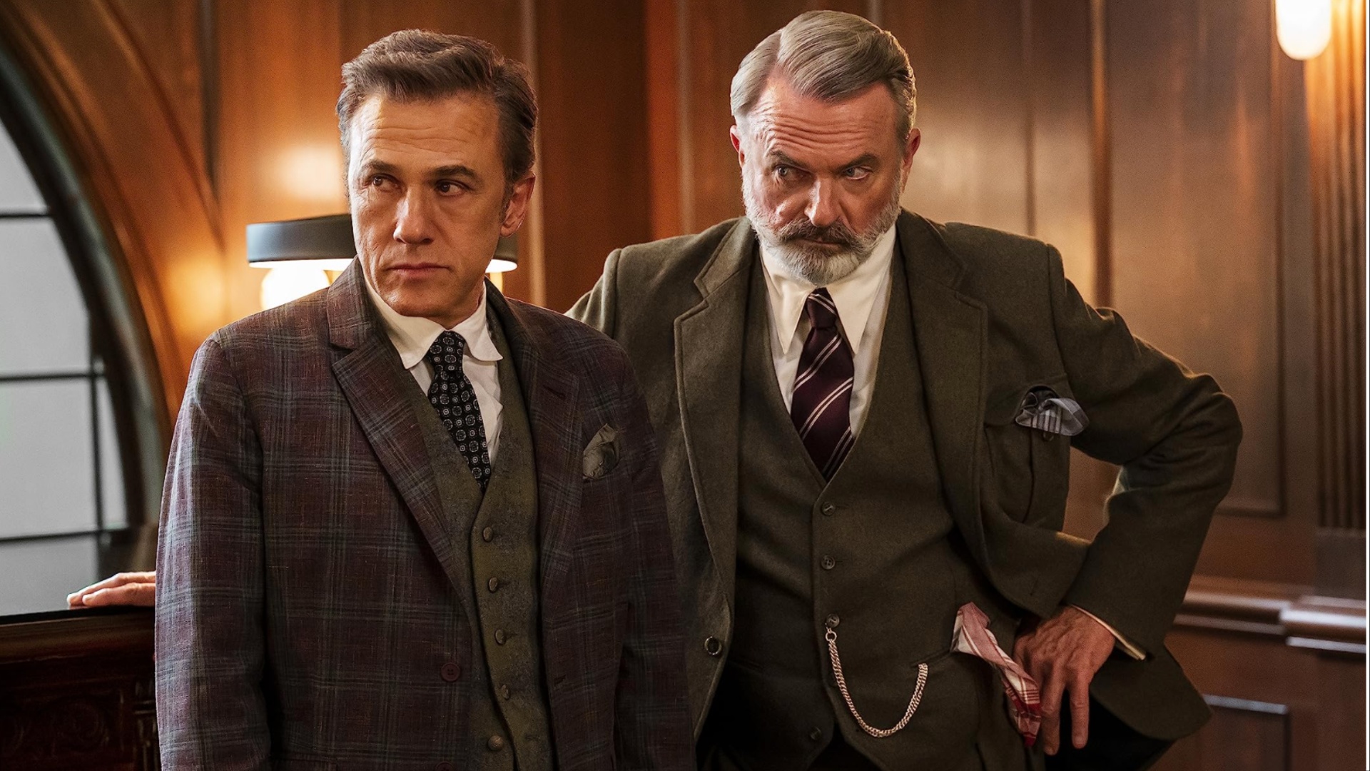 Christoph Waltz et Sam Neill dans The Portable Door