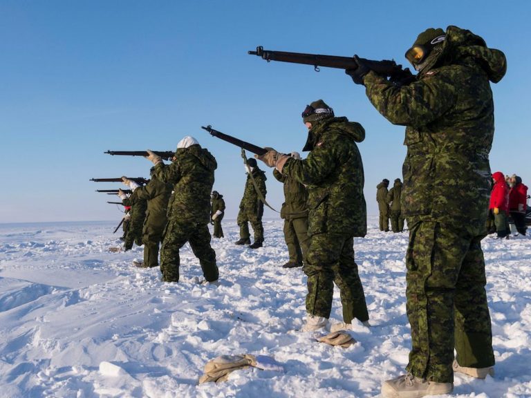 Greg Taylor : L’armée peut-elle monter la garde dans l’Arctique ?