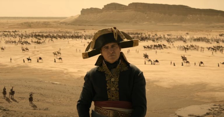  Napoléon a-t-il vraiment abattu une pyramide ?  Ridley Scott dit bien sûr, pourquoi pas
