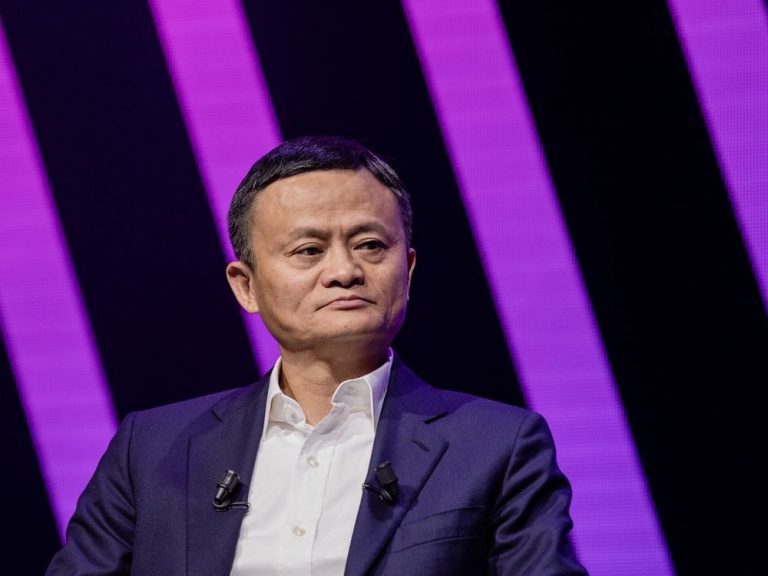 La richesse de Jack Ma chute de 4,1 milliards de dollars alors que la valorisation d’Ant a été réduite à la suite de la répression technologique en Chine