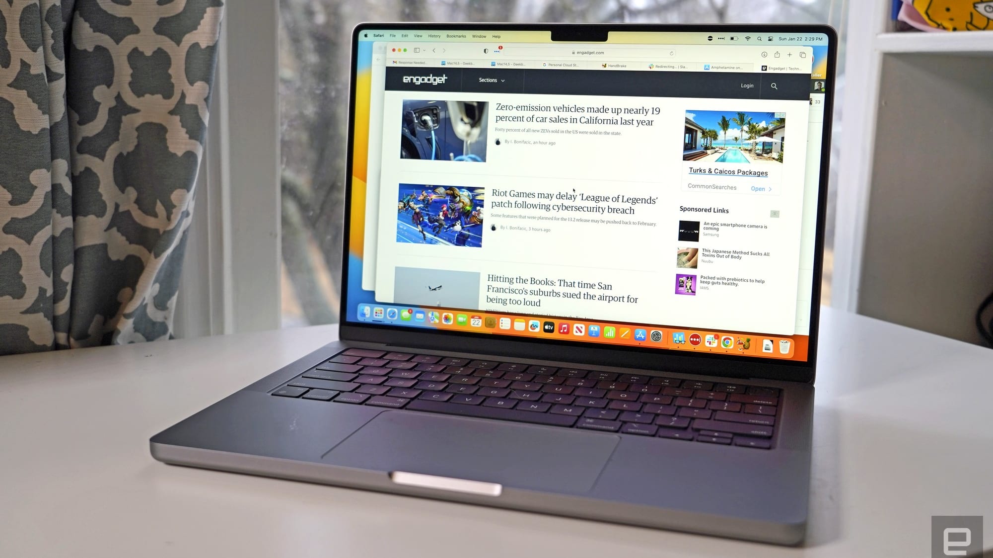 MacBook Pro (2023, puce M2 Pro)