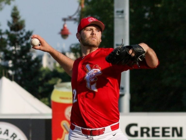 Les Goldeyes de Winnipeg font un retour en prolongation pour battre les Cleburne Railroaders