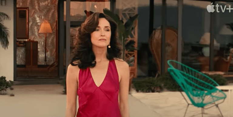 La star des demoiselles d'honneur Rose Byrne dans la bande-annonce de la saison 3 de Physical
