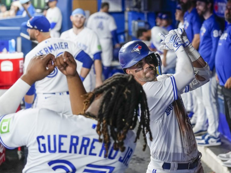 Deux ceintures et un solide enclos des releveurs soulèvent les Blue Jays pour vaincre les Diamondbacks