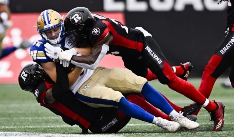 Crum mène une remontée incroyable alors que le Rouge et Noir d’Ottawa bat les Blue Bombers en prolongation