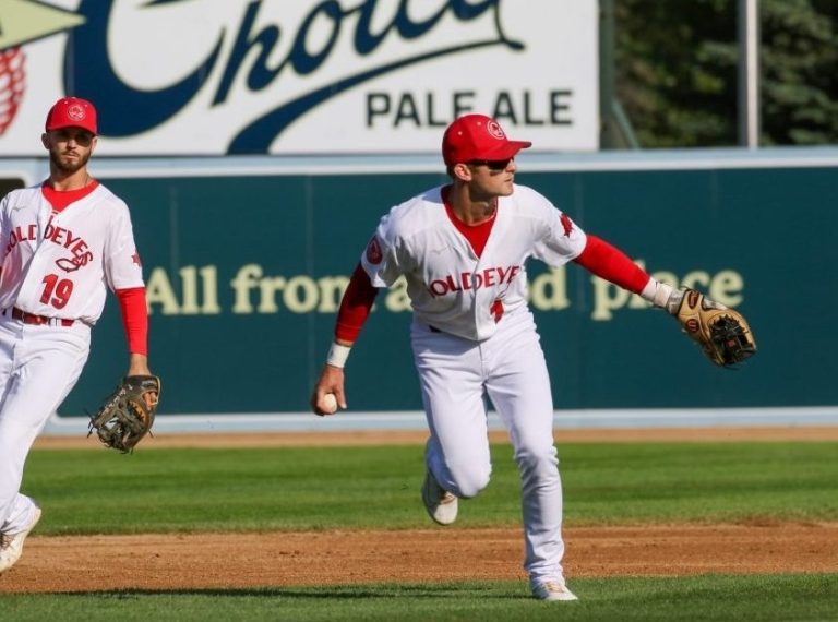 Les Cleburne Railroaders rebondissent contre les Goldeyes de Winnipeg