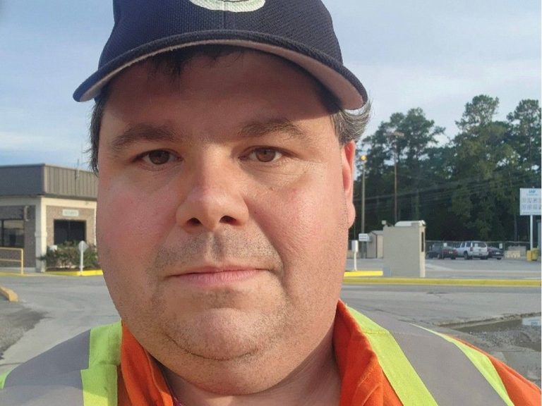 Un camionneur canadien condamné à 36 mois de prison pour leurre d’enfants en Floride