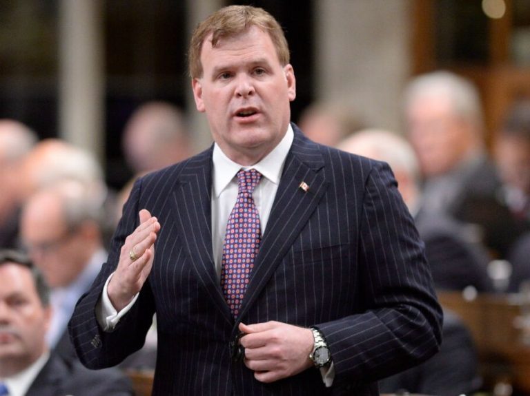 John Baird dit que CBC a « manipulé » ses commentaires pour « semer la discorde au sein du Parti conservateur »