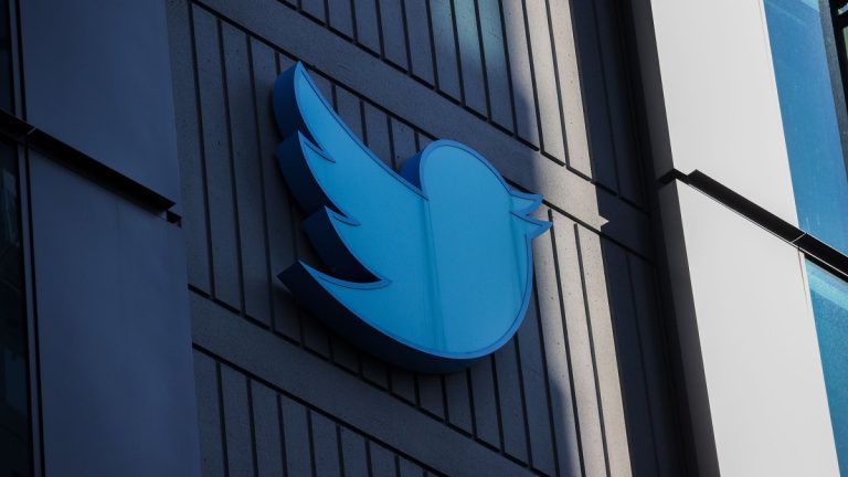 Twitter prépare une fonctionnalité de listes d’emplois pour les organisations vérifiées