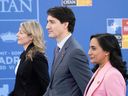 La ministre canadienne des Affaires étrangères Melanie Joly, le premier ministre canadien Justin Trudeau et la ministre canadienne de la Défense Anita Anand arrivent pour le sommet de l'OTAN au centre de congrès Ifema à Madrid, le 30 juin 2022. Photo d'Eliot Blondet/ABACAPRESS.COM