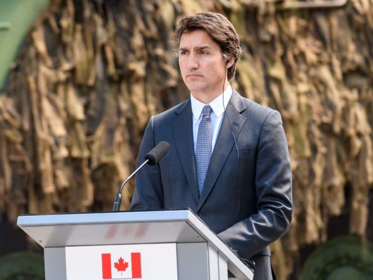 Trudeau critique les projets américains d’envoyer des armes à sous-munitions en Ukraine : « Ils ne devraient pas être utilisés »