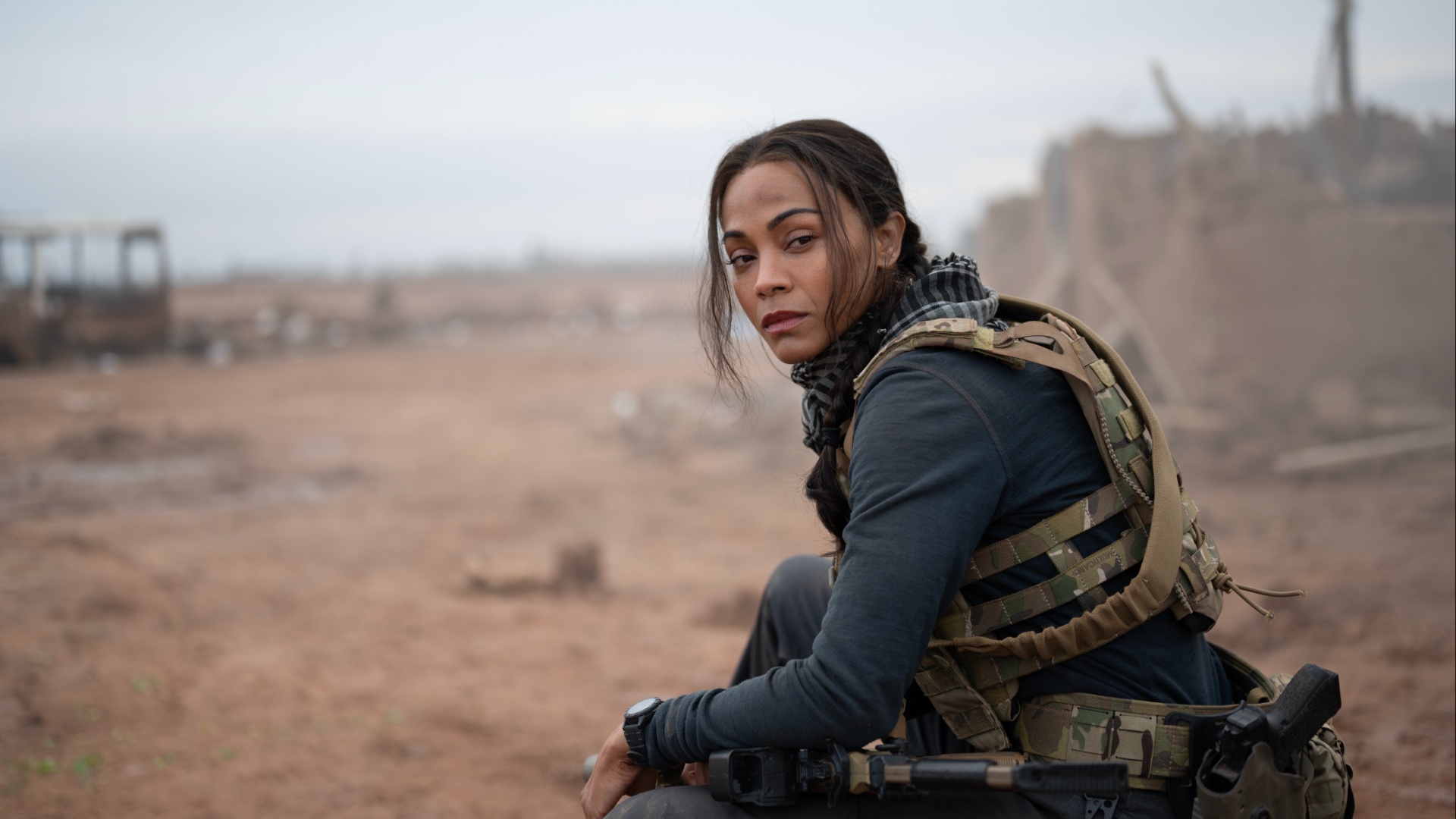 Zoe Saldaña dans Special Ops : Lionne