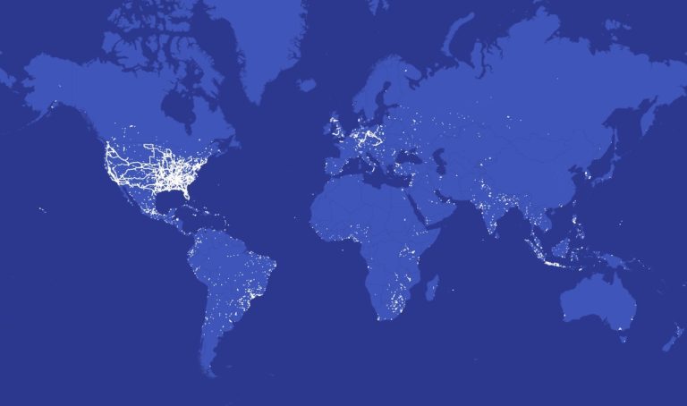 Spyhide stalkerware espionne des dizaines de milliers de téléphones