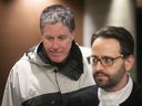 Brian Boucher, à gauche, arrive au palais de justice de Montréal mardi avec l'avocat de la défense James Cocciardi.